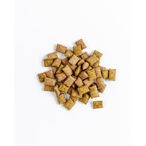 Хрустящие лакомства Savory Snack Подушечки для прихотливых кошек, с курицей и сыром, 60 г 1111171669 фото